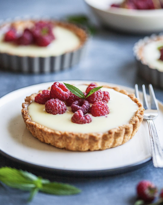 Wonderful White Chocolate & Cream Tarts
