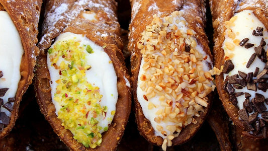 Patrizia's Ricotta Cannoli
