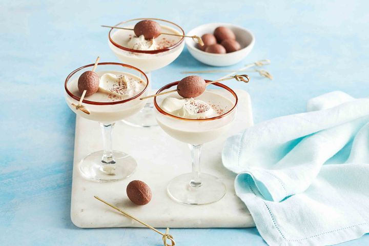 Blissful Baileys &amp; Cream Easter Egg Cocktail | Matchbox