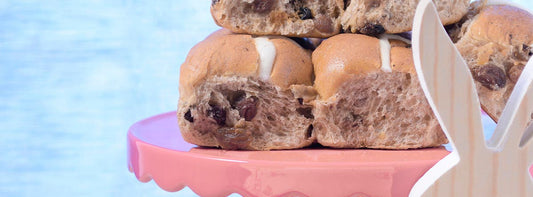 Fig & Dark Chocolate Hot Cross Buns