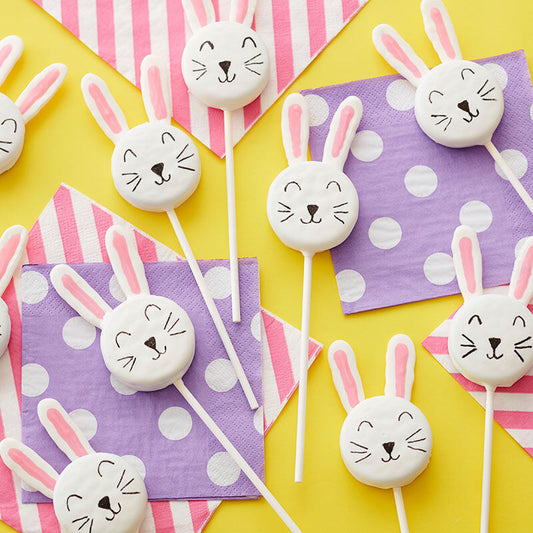 Bouncing Bunny Cookie Pops