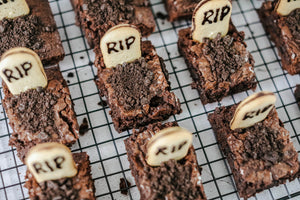 Graveyard halloween brownies