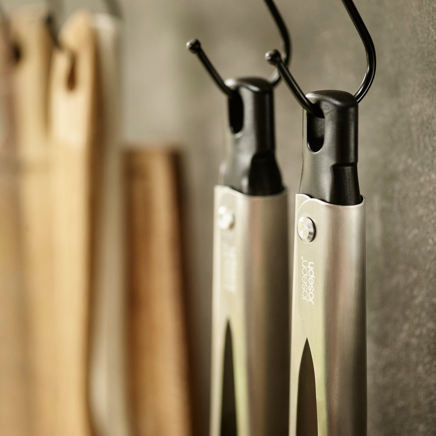 Elevate Fusion Precision Tongs