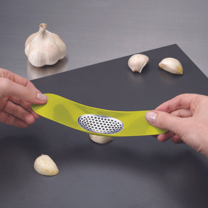 Rocker Garlic Crusher - Green