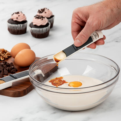 Adjustable Measuring Cup & Spoon Set