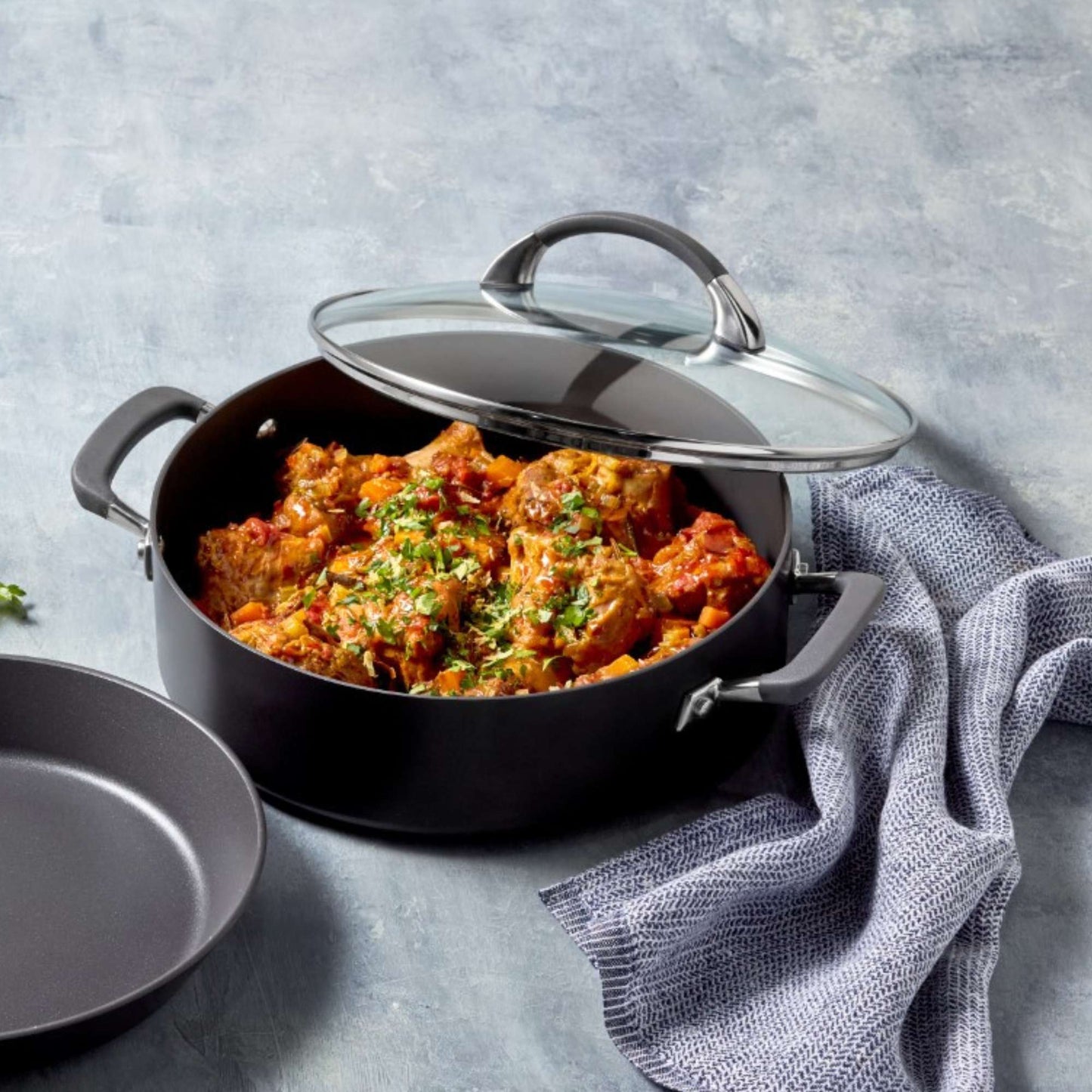 Anolon Endurance+ 28cm 4.7 Litre Covered Sauteuse casserole teatowel