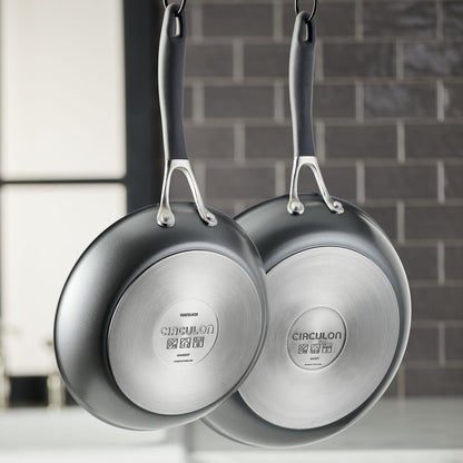 Scratchdefense A1 21.5cm and 25.4cm Skillet Twin Pack featuring  set 