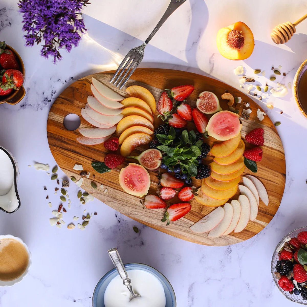 Elegant Oval Board 41x27x1.5cm