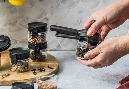 Ortwo Lite - Black + Extra Jar Set