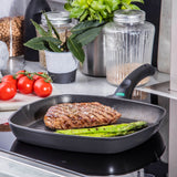 Essteele Per SAlute 28cm Grill Pan featuring steak and Asparagus