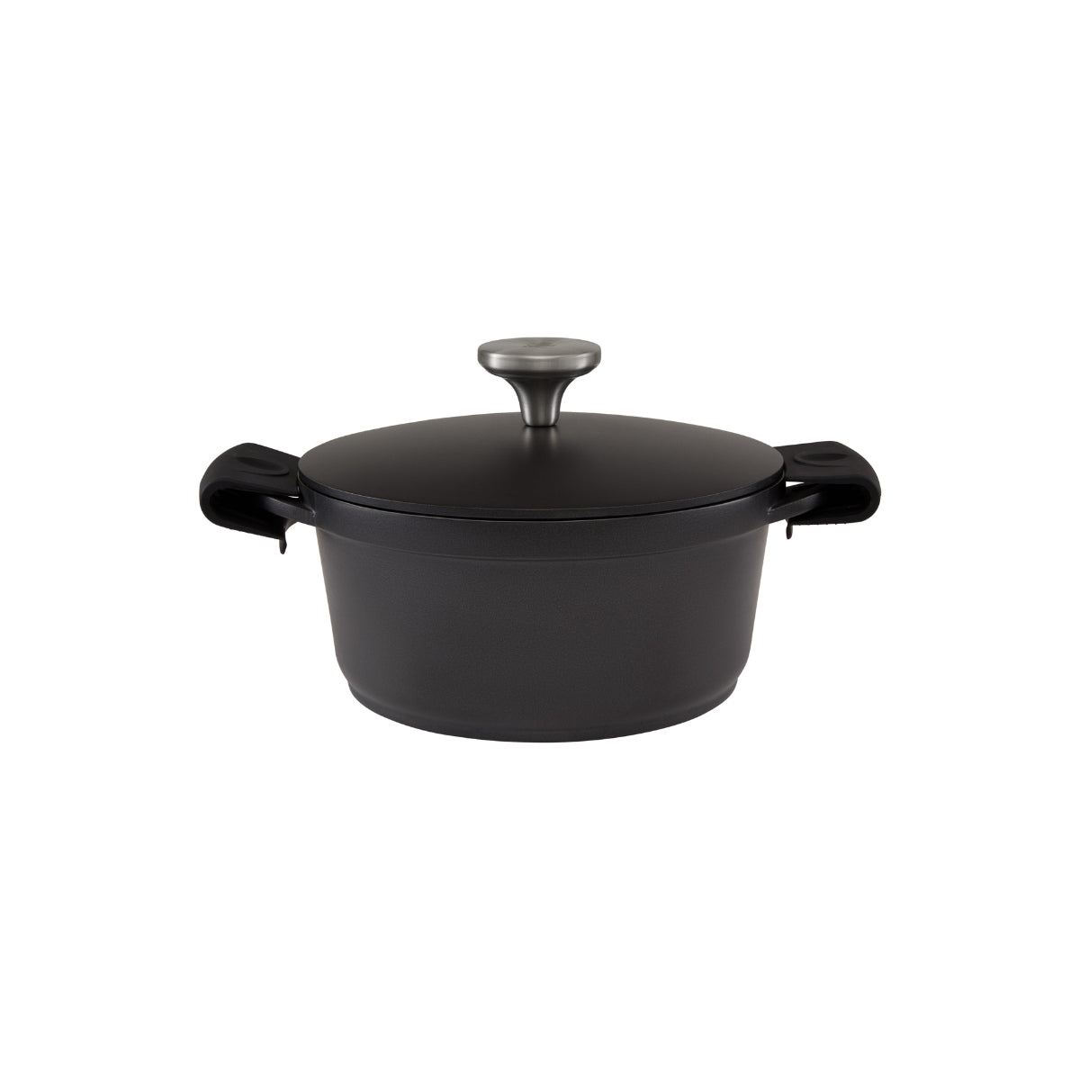 Maxwell & Williams Cast Lite Non-Stick Casserole 20cm / 2.4L Black Gift Boxed