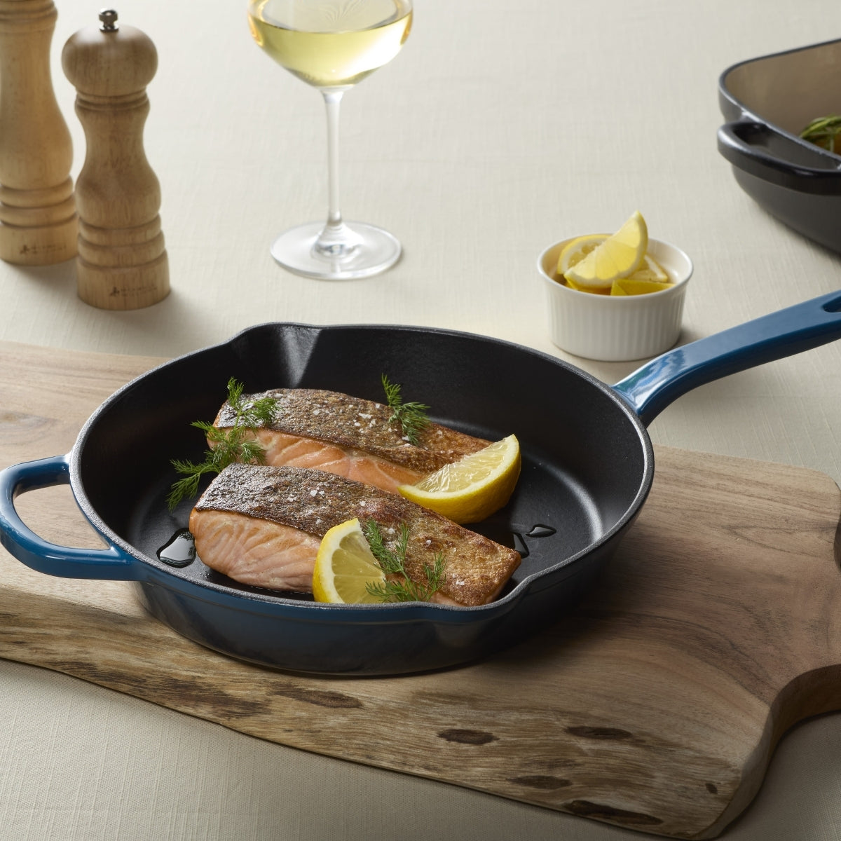 Maxwell & Williams Cast Iron Frypan Midnight Blue 26cm Gift Boxed