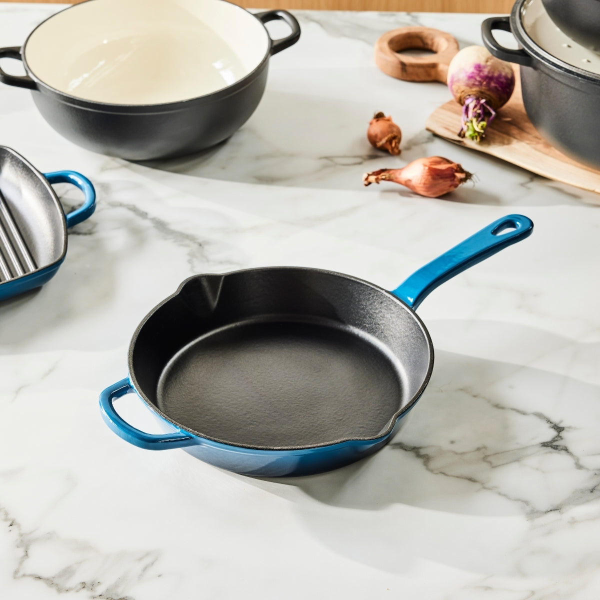 Maxwell & Williams Cast Iron Frypan Midnight Blue 26cm Gift Boxed