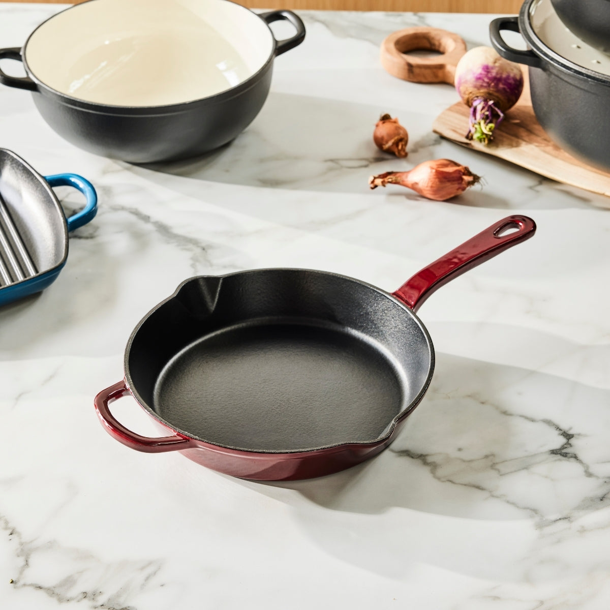 Maxwell & Williams Cast Iron Frypan Merlot 26cm Gift Boxed