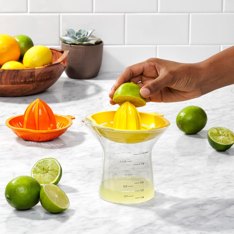 OXO 2-In-1 Citrus Juicer Orange