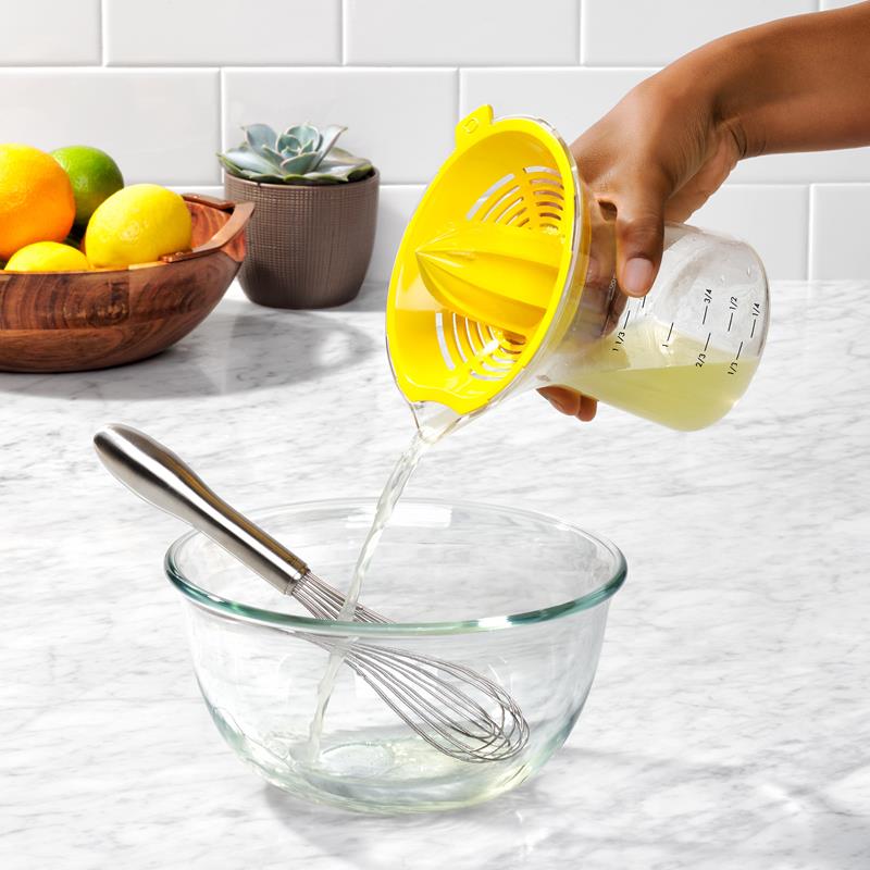 OXO 2-In-1 Citrus Juicer Orange